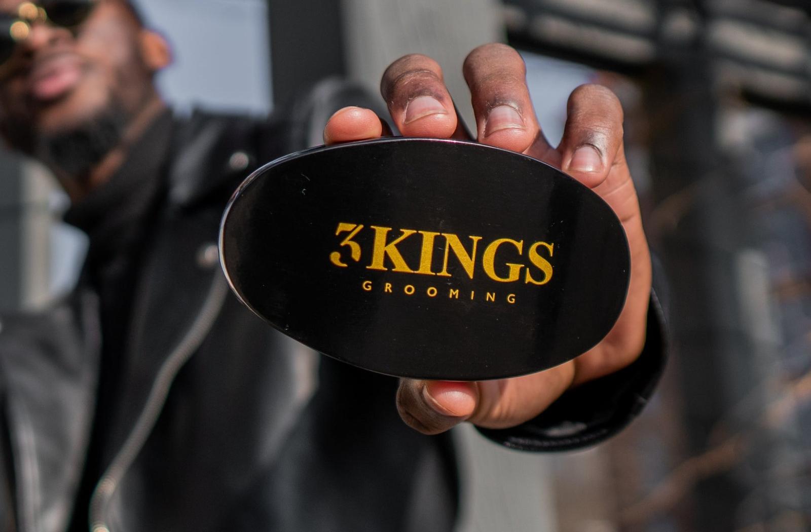 3kings-crowne-brush
