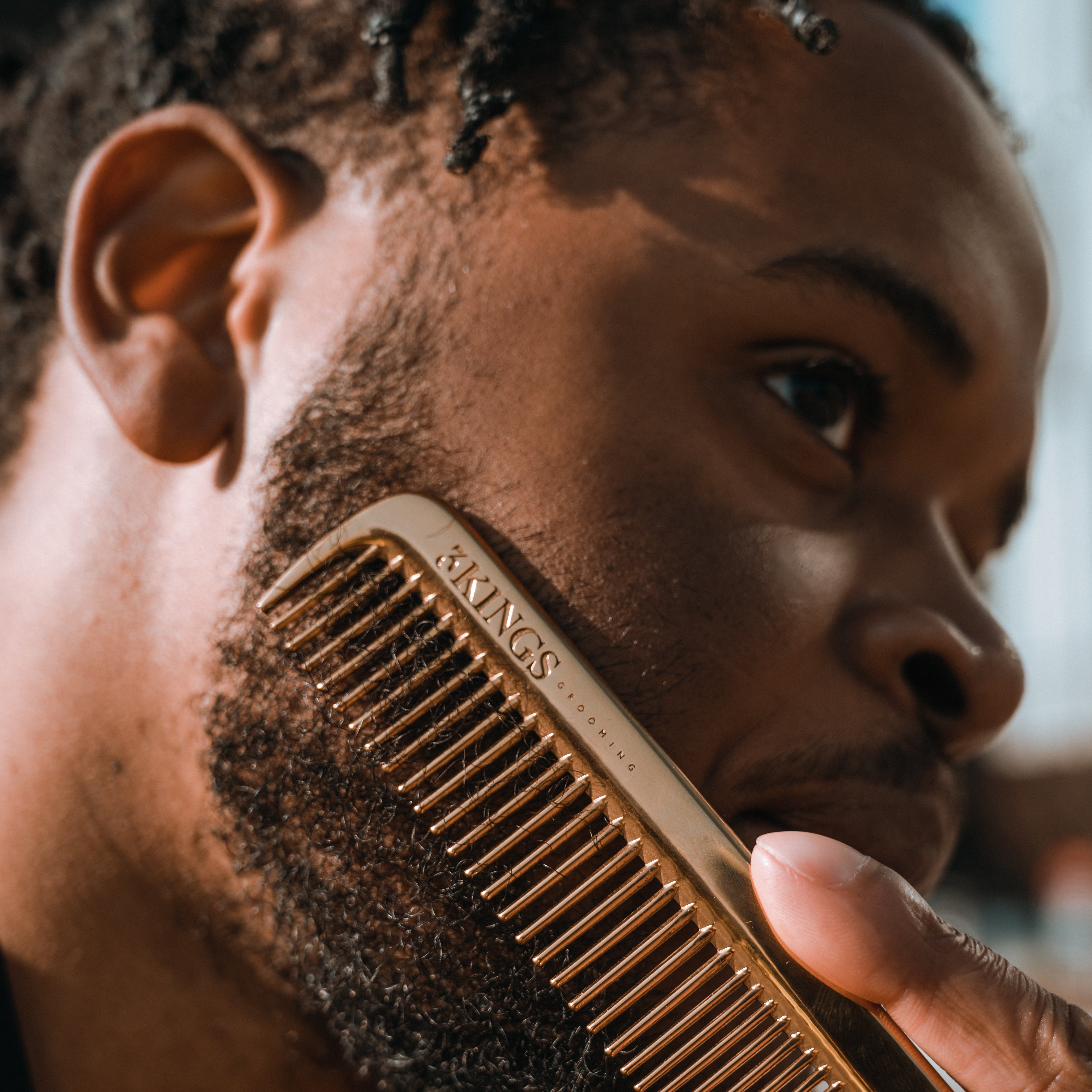 3 KINGS Legacy Gold Hair Comb